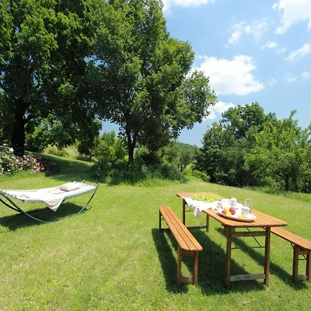 Сasa de vacaciones Pretty In With Swimming Pool Acqualagna