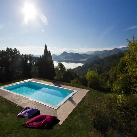 Vakantiehuis Pretty In With Swimming Pool Acqualagna